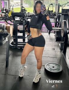 611264812: Chica busca chico en La Coruña