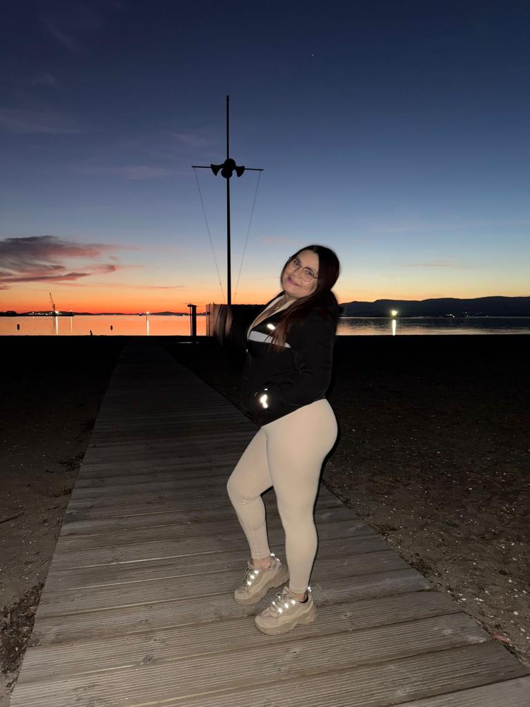 Chica busca chico en Pontevedra: 