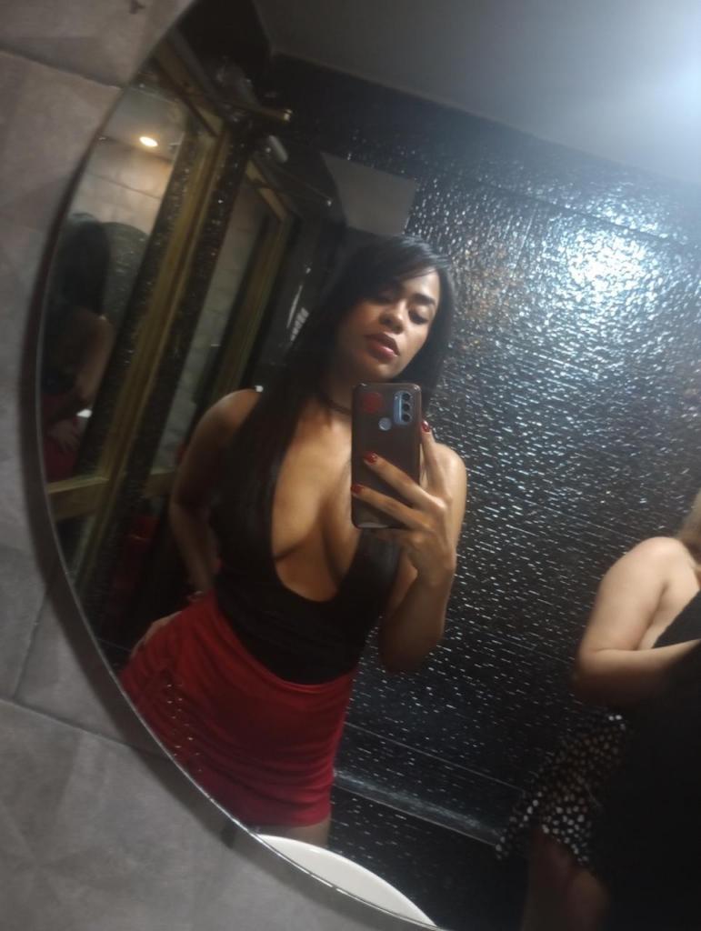 Chica busca chico en Mallorca: 