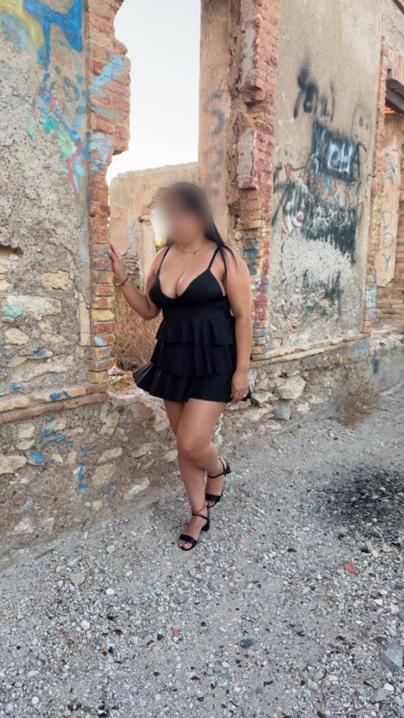 Chica busca chico en Murcia: 