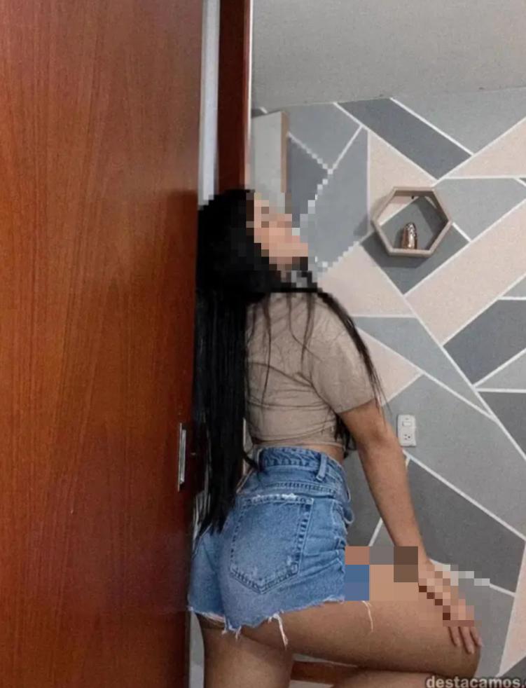 Chica busca chico en La Coruña: 