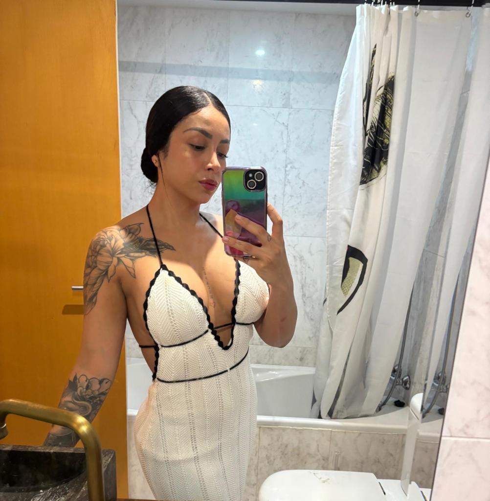 Chica busca chico en Ibiza: 