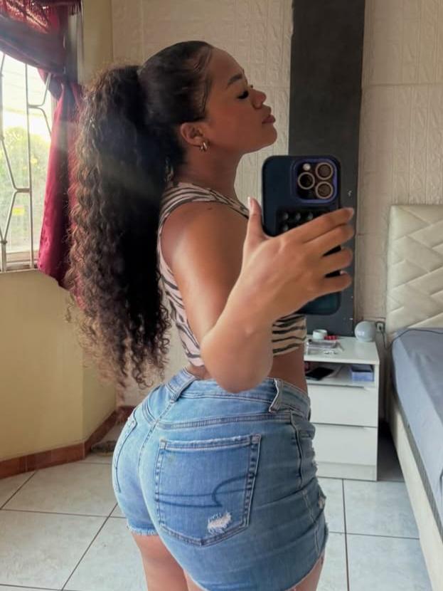 Chica busca chico en Cádiz: 