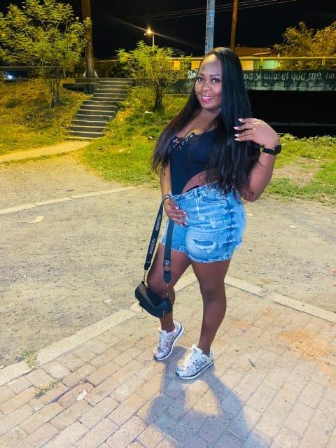 Chica busca chico en Sevilla: 
