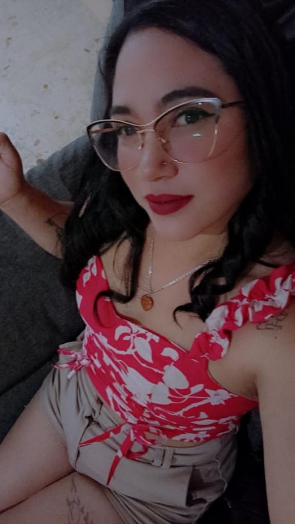 Chica busca chico en Almería: 