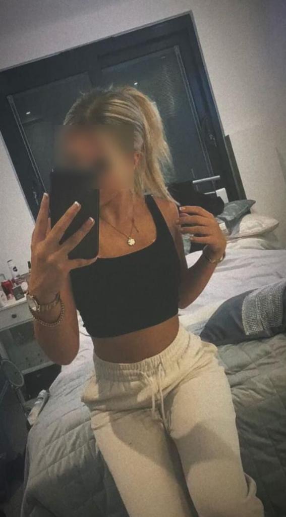Chica busca chico en Granada: 