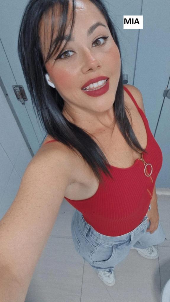Chica busca chico en Valencia: Chica busca chico
