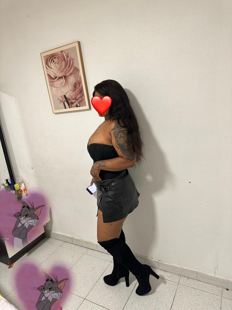 Chica busca chico en Barcelona: 