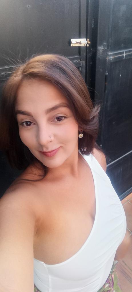 Chica busca chico en Granada: 