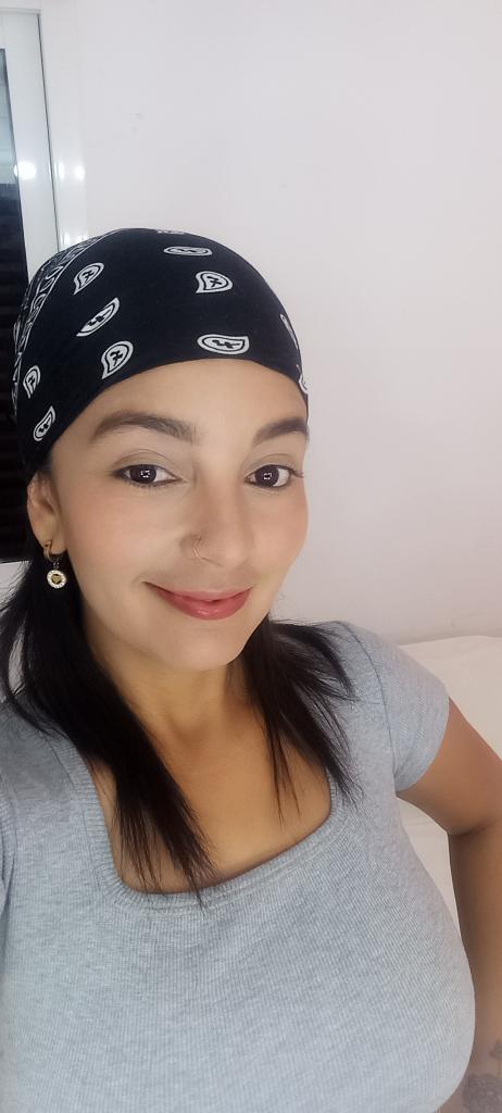 Chica busca chico en Granada: 