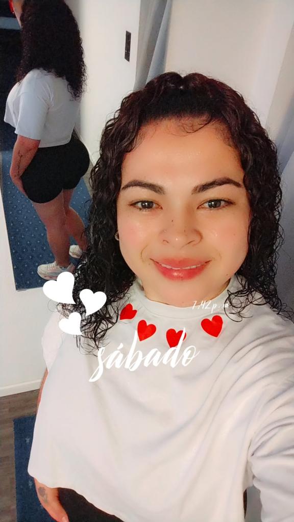 Chica busca chico en Cádiz: 