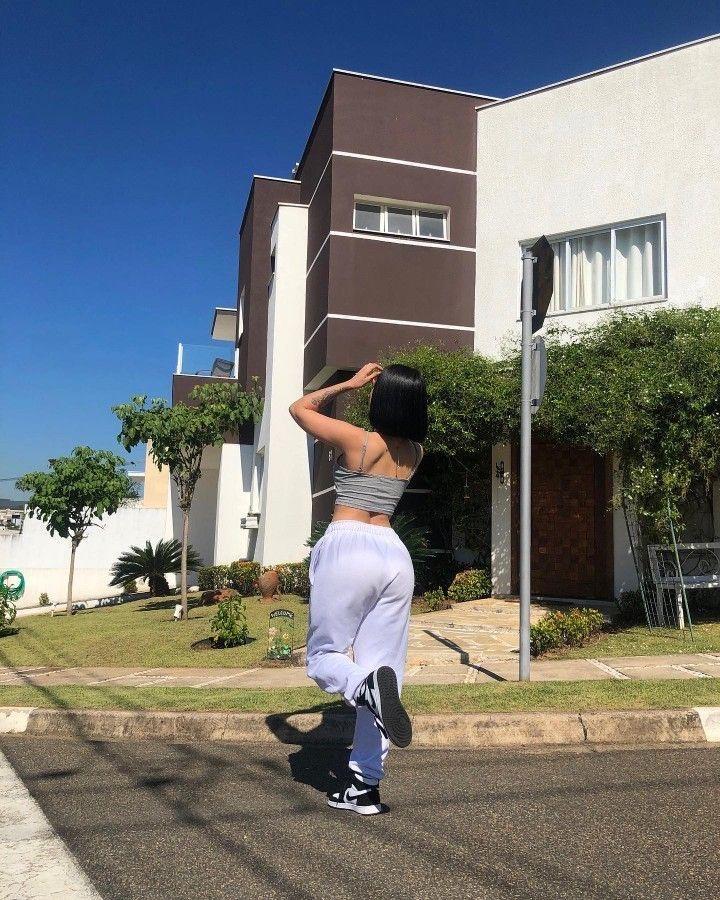 Chica busca chico en Granada: 