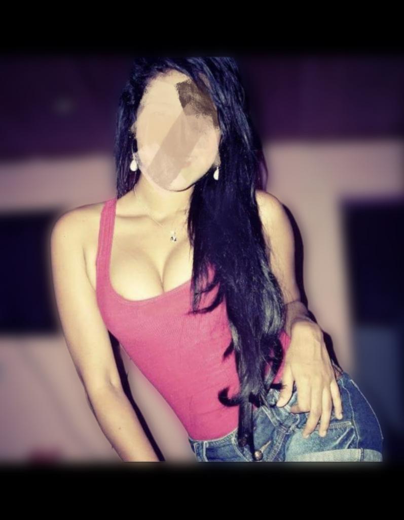 Chica busca chico en Ibiza: 