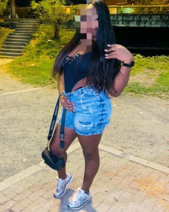 Chica busca chico en Sevilla: 