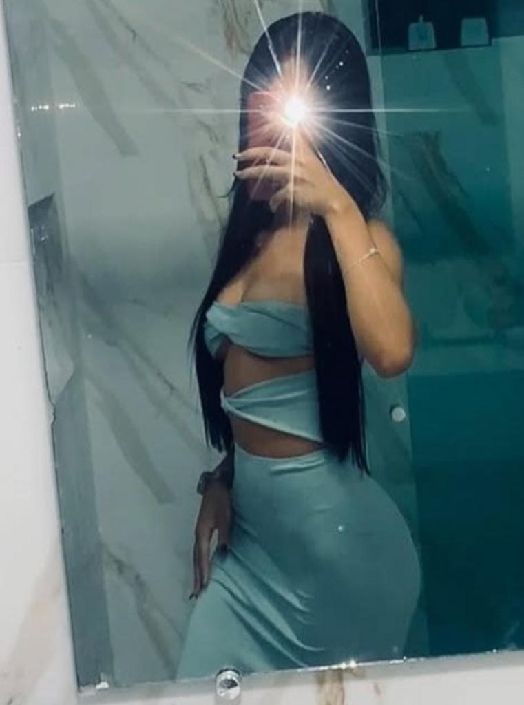 Chica busca chico en Sevilla: 