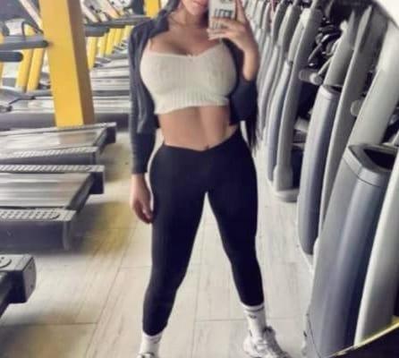 Chica busca chico en Cádiz: 