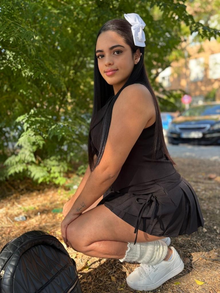 Chica busca chico en Sevilla: 
