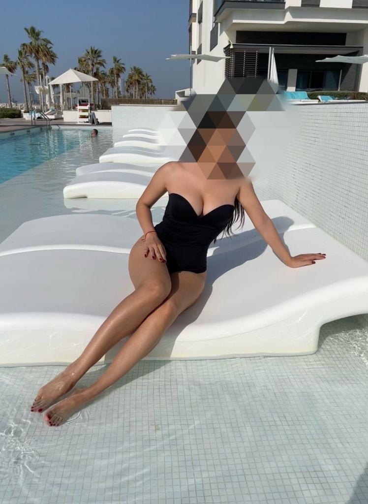 Chica busca chico en Alicante: 