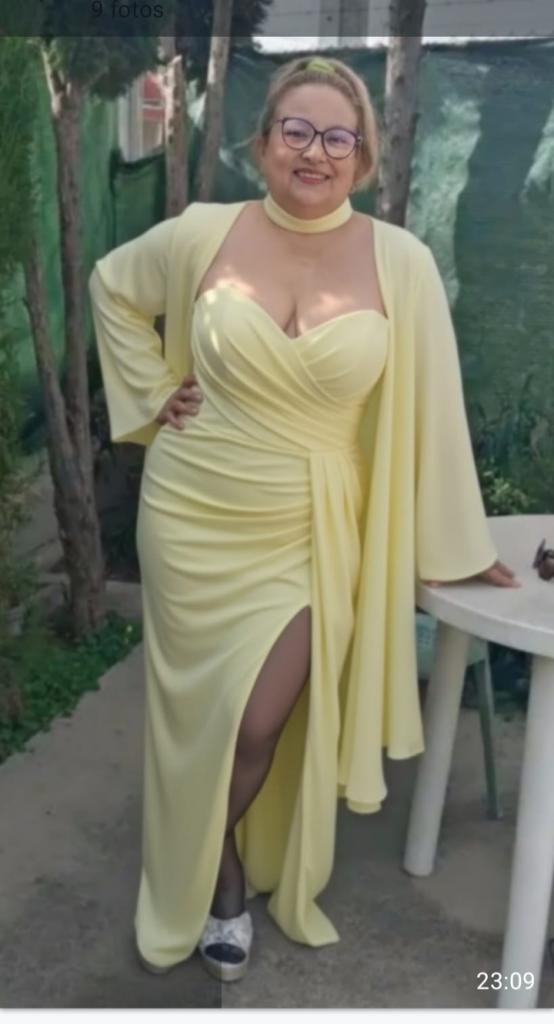 Chica busca chico en Alicante: Chica busca chico