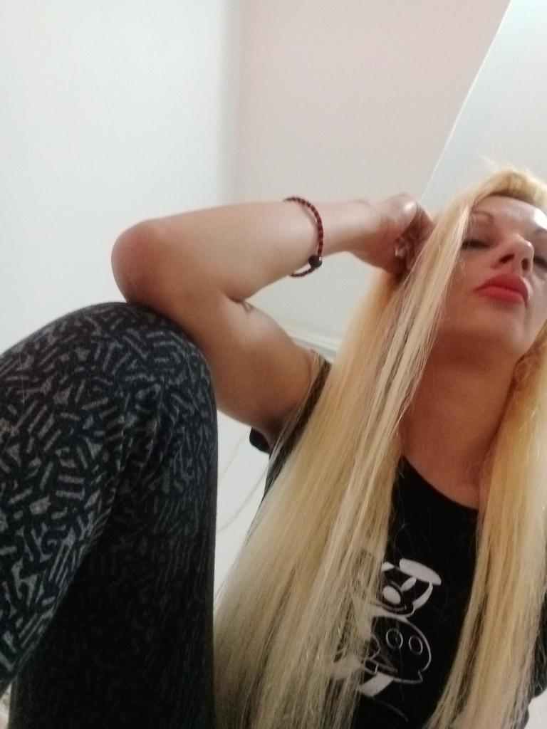 Chica busca chico en La Coruña: 