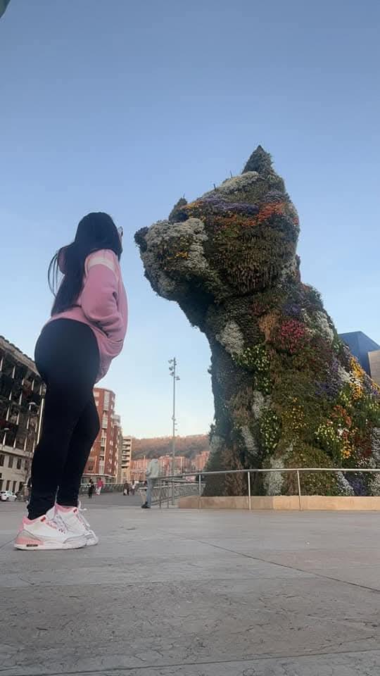 Chica busca chico en Almería: 