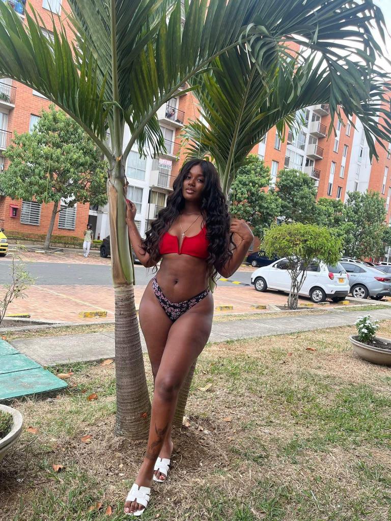 Chica busca chico en Barcelona: 