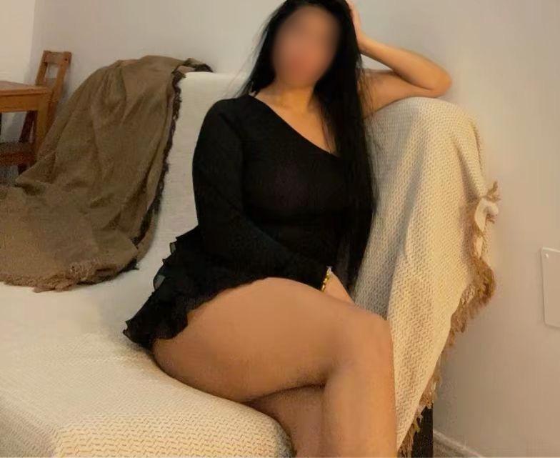 Chica busca chico en Tenerife: 