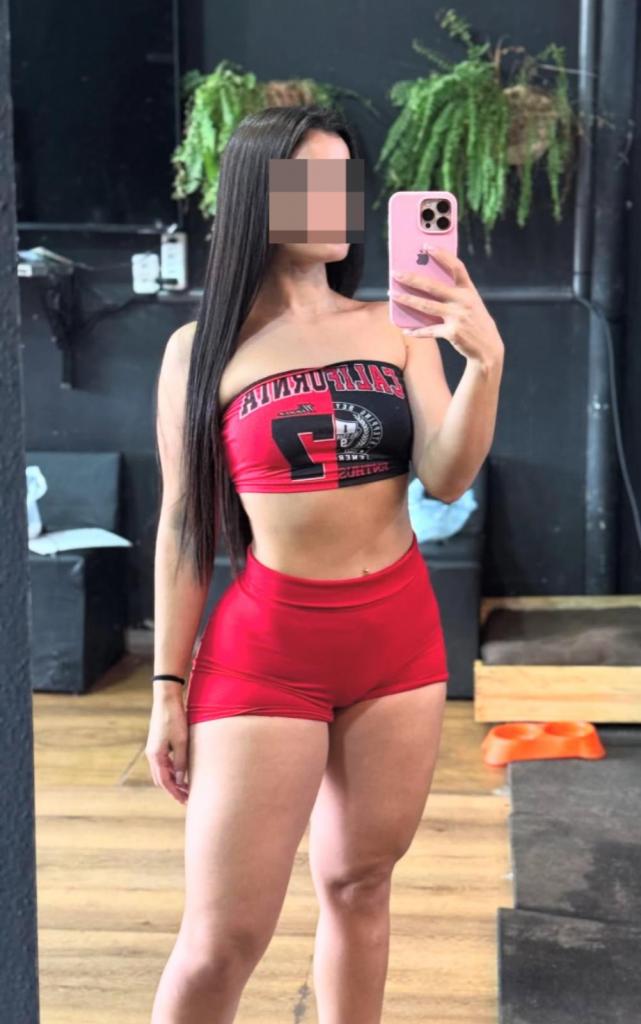 Chica busca chico en Granada: 