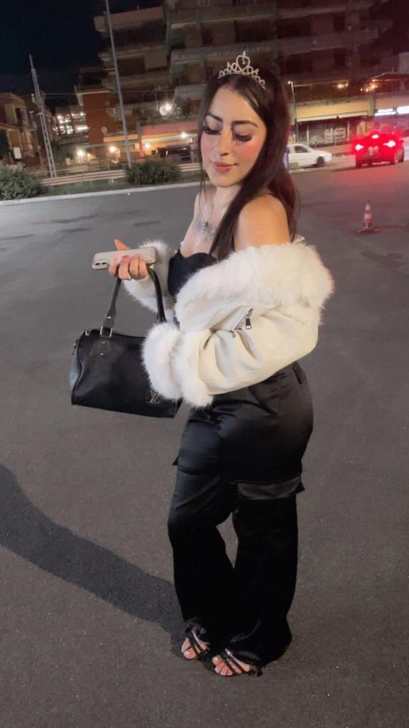 643588241: Chica busca chico en Las Palmas