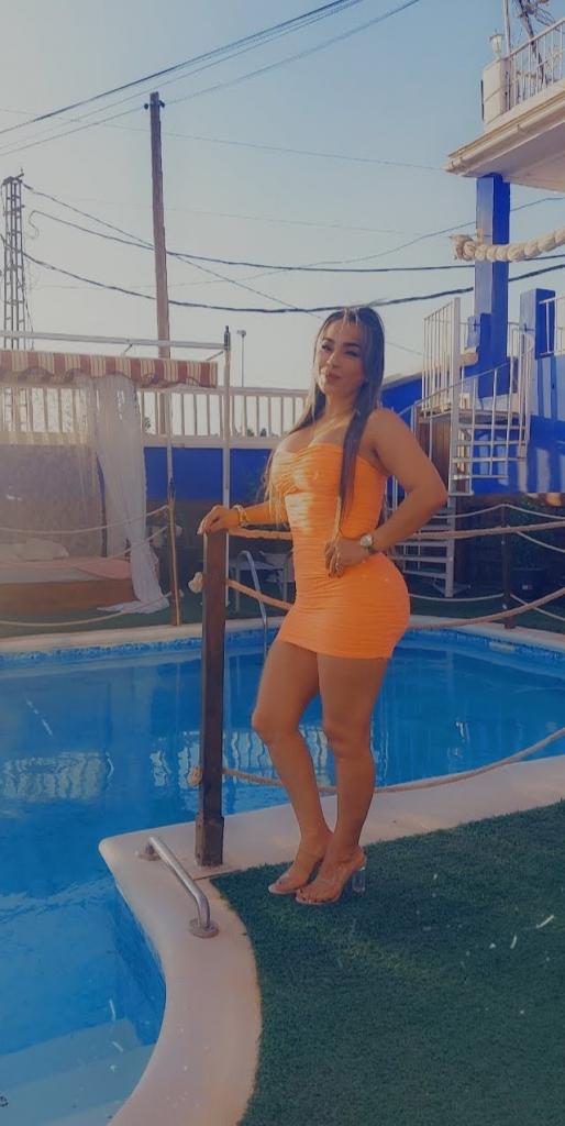 Chica busca chico en Barcelona: 