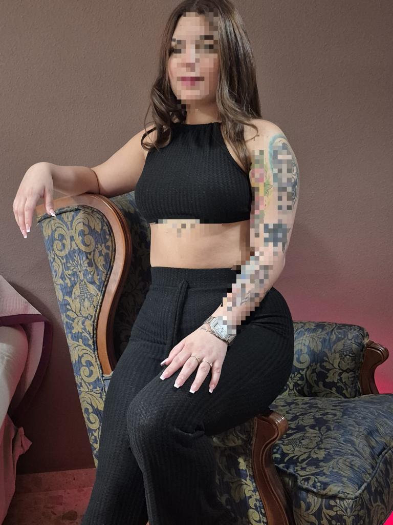 Chica busca chico en Tarragona: Chica busca chico