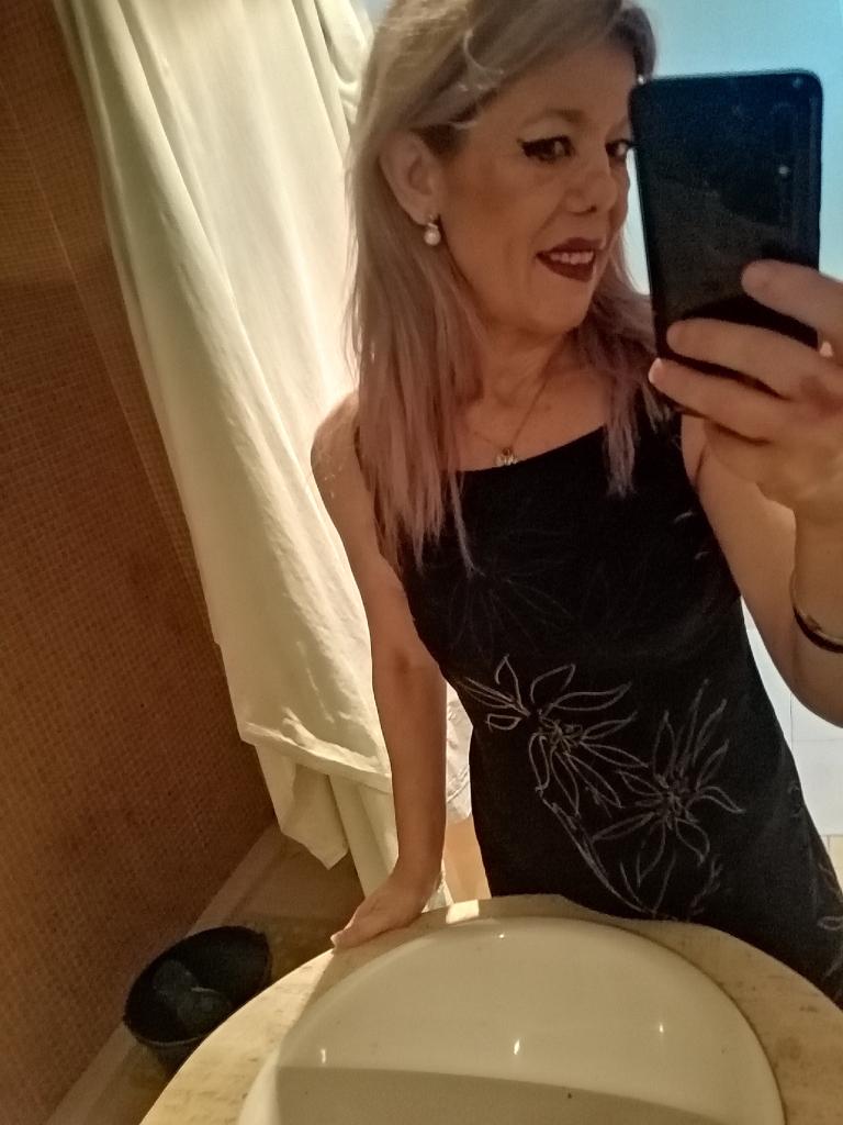 Chica busca chico en Alicante: 