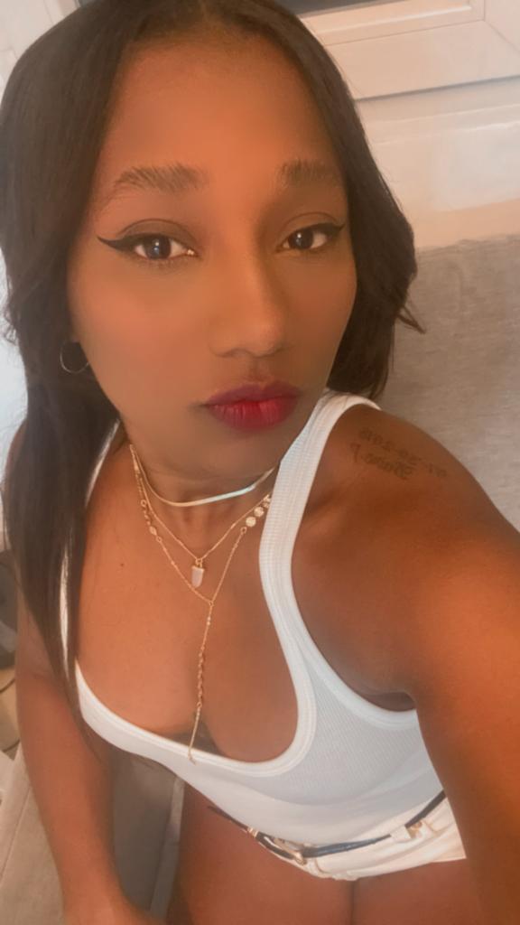 Chica busca chico en La Rioja: 