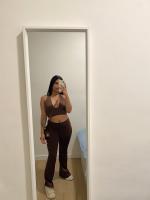 647358933: Chica busca chico en Barcelona