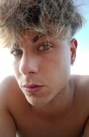 627554981: Chico busca chica en Las Palmas