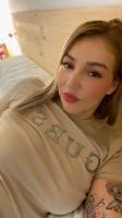 631371666: Chica busca chico en Barcelona