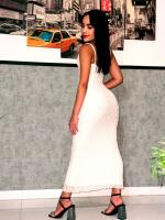 613934956: Chica busca chico en Madrid