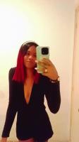 667760274: Chica busca chico en Sevilla