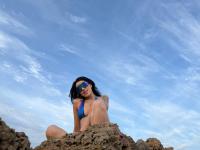693021114: Chica busca chico en Barcelona