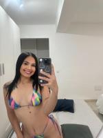 614788366: Chica busca chico en Madrid