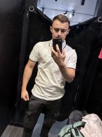 654822746: Chico busca chica en Málaga