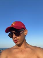 614779098: Chico busca chica en Valencia