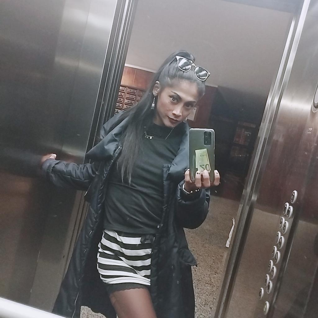 Chica busca chico en Mallorca: 
