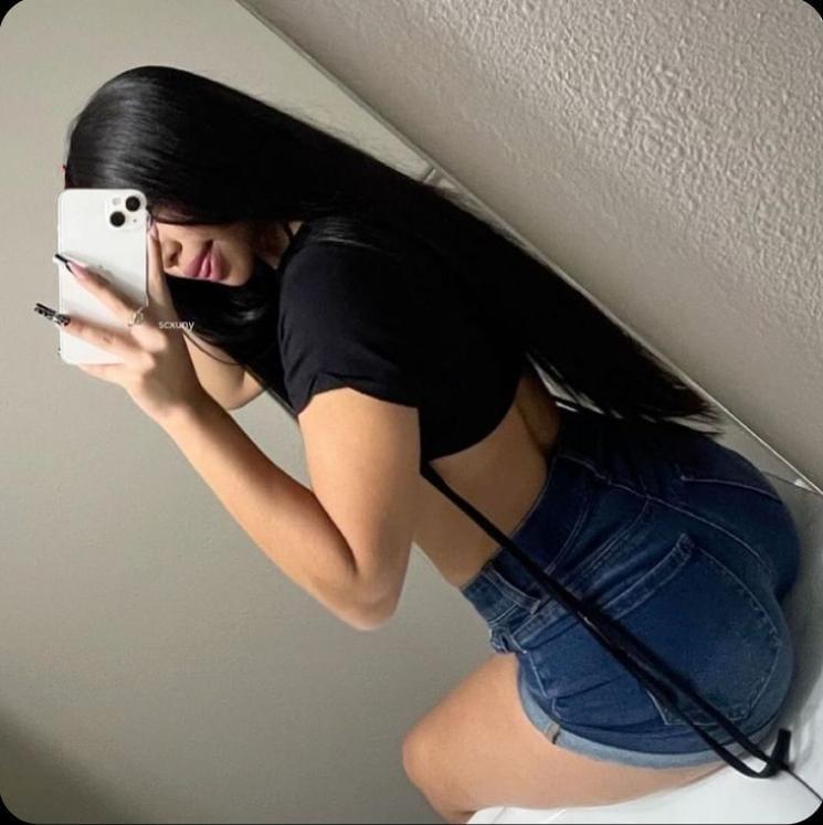 Chica busca chico en Sevilla: 