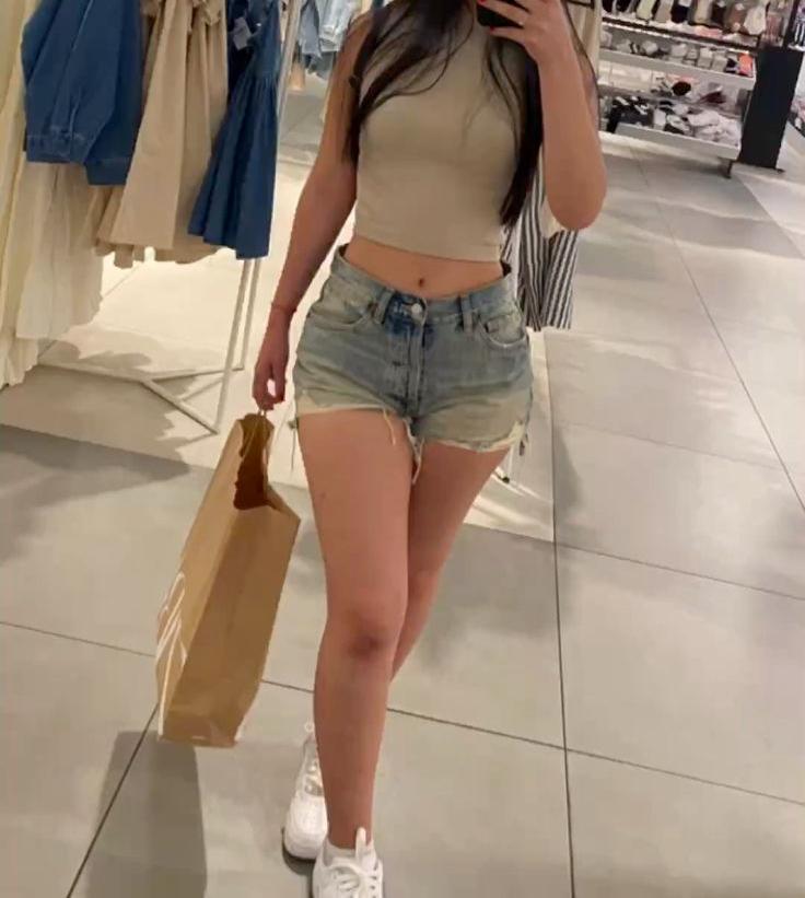 Chica busca chico en Sevilla: 