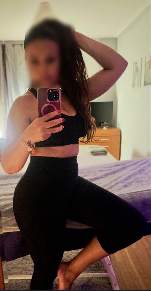 Chica busca chico en Almería: Chica busca chico
