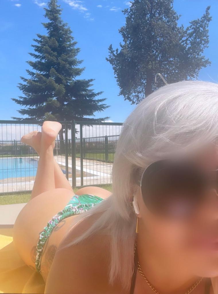 Chica busca chico en Cantabria: 