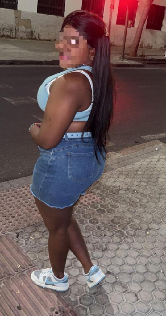 Chica busca chico en Sevilla: 