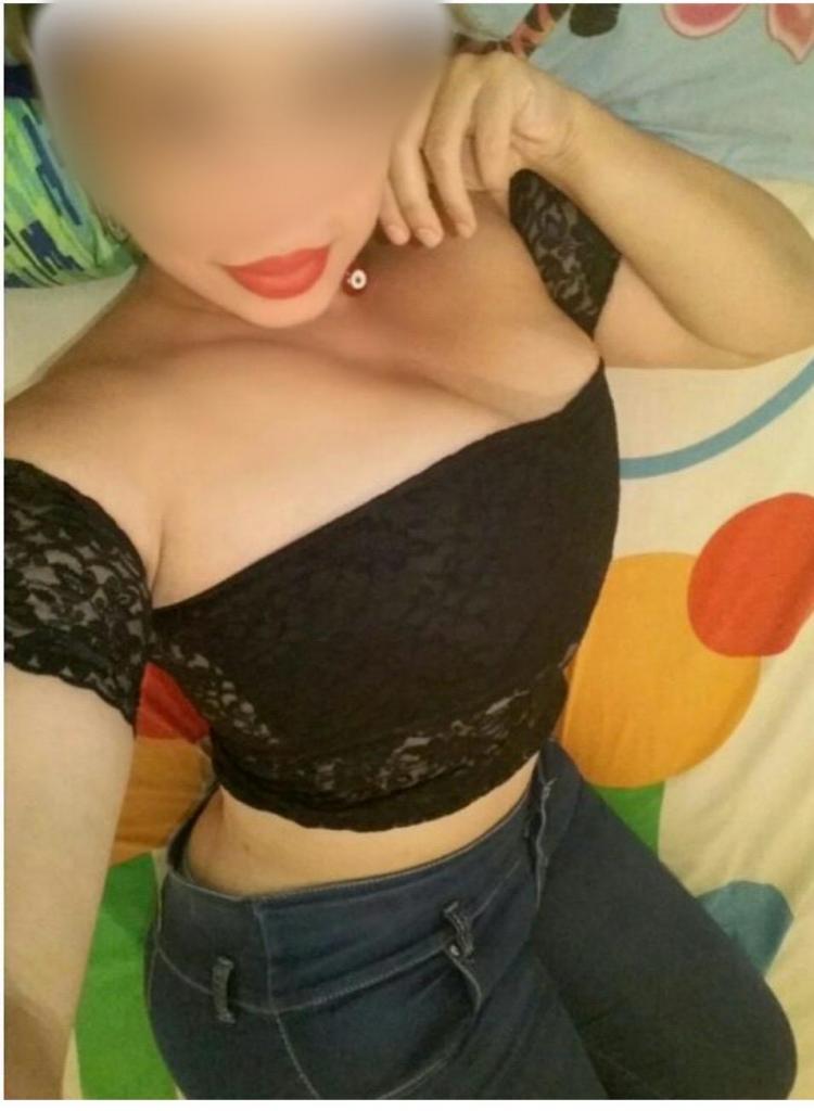 Chica busca chico en Sevilla: 