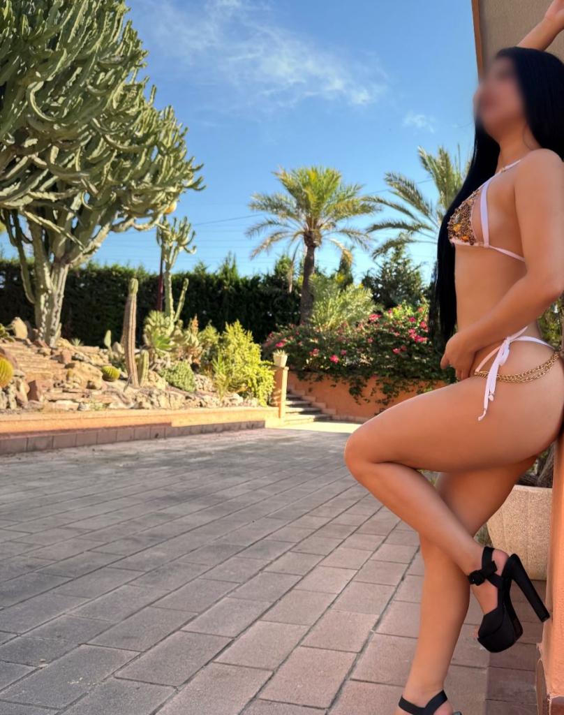 Chica busca chico en Murcia: Chica busca chico